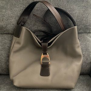 Women’s shoulder bag